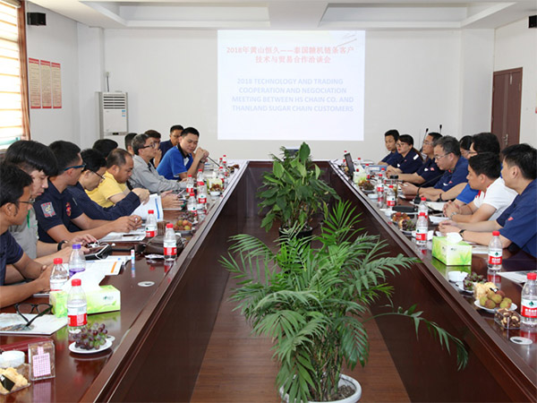 与细分领域客户做技术交流。